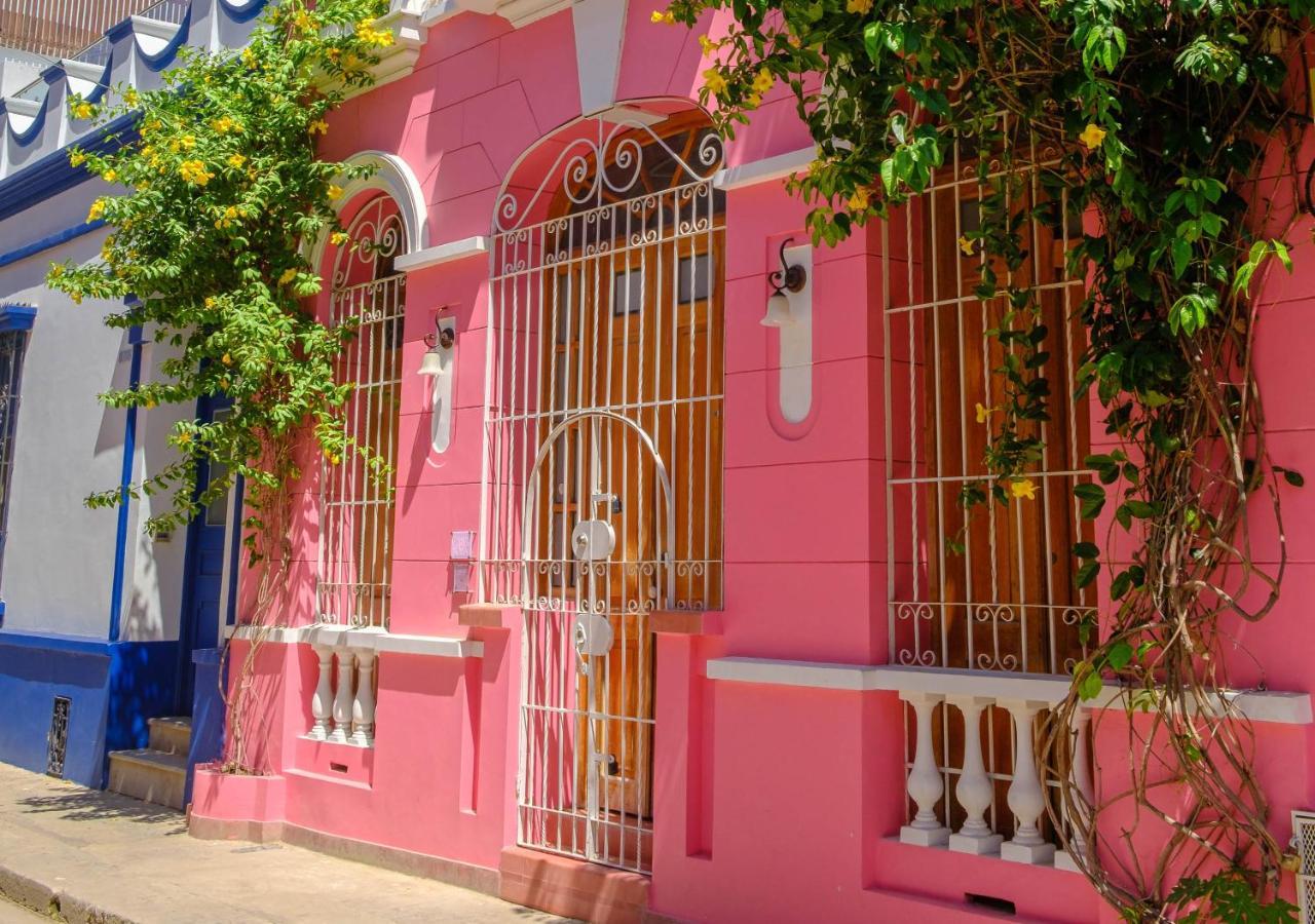 Casa Rosa - Alma Hotels 圣玛尔塔 外观 照片