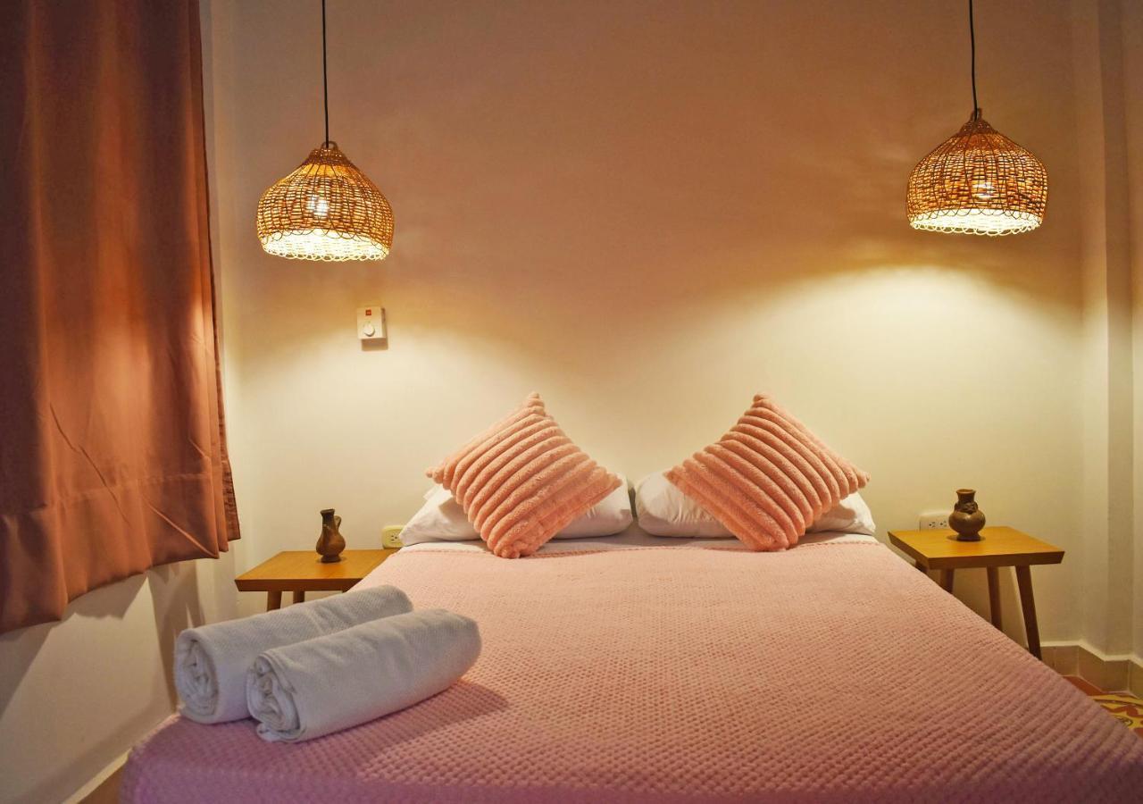 Casa Rosa - Alma Hotels 圣玛尔塔 外观 照片
